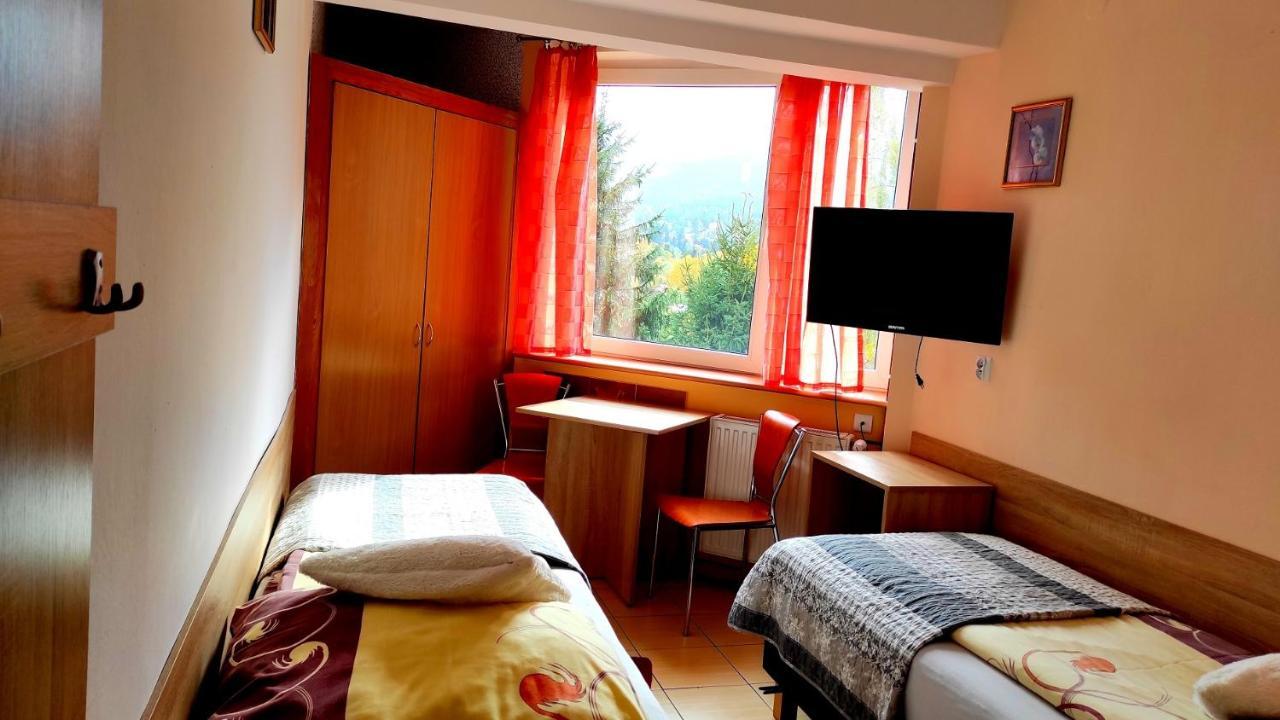 Willa Mona Bed & Breakfast Szklarska Poręba Exterior foto