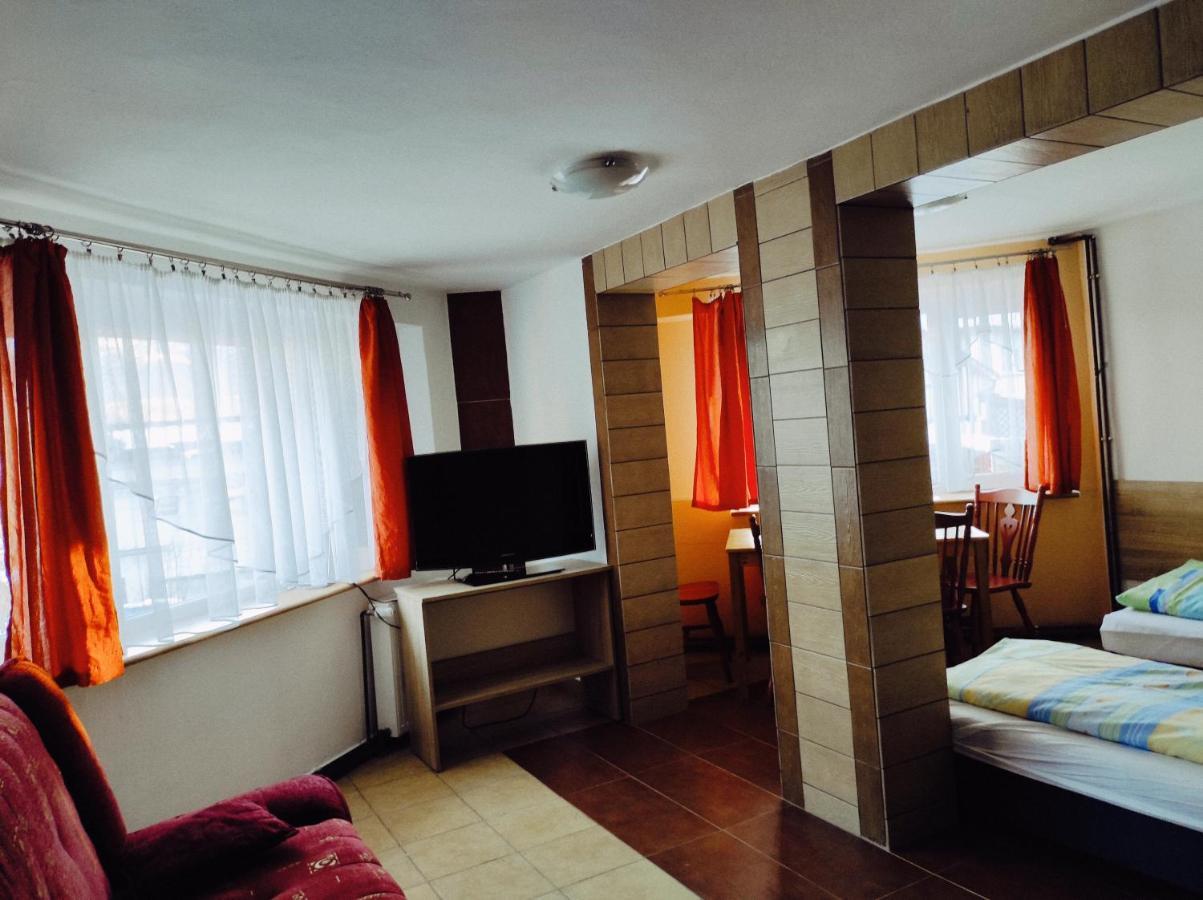 Willa Mona Bed & Breakfast Szklarska Poręba Exterior foto