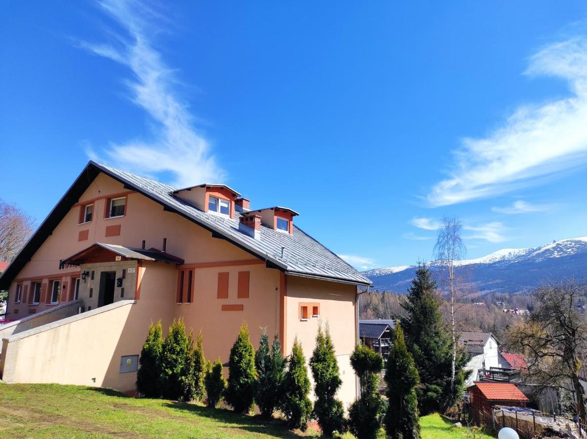 Willa Mona Bed & Breakfast Szklarska Poręba Exterior foto