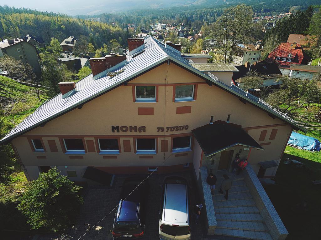 Willa Mona Bed & Breakfast Szklarska Poręba Exterior foto
