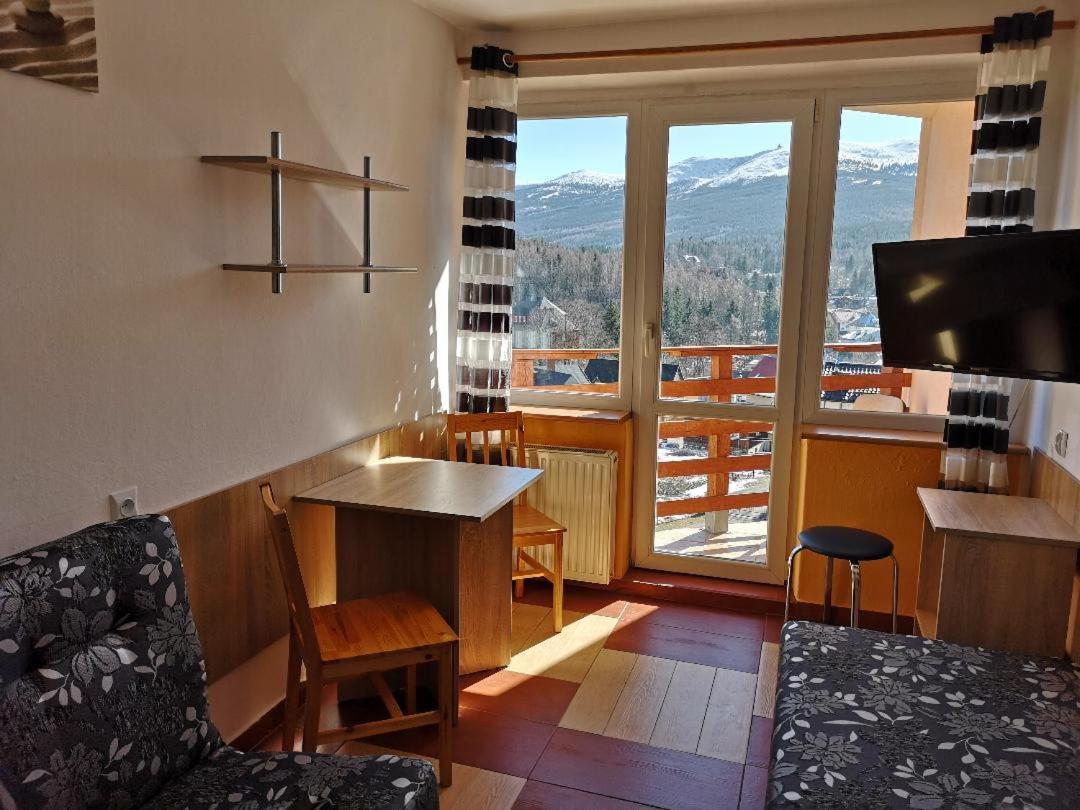 Willa Mona Bed & Breakfast Szklarska Poręba Exterior foto